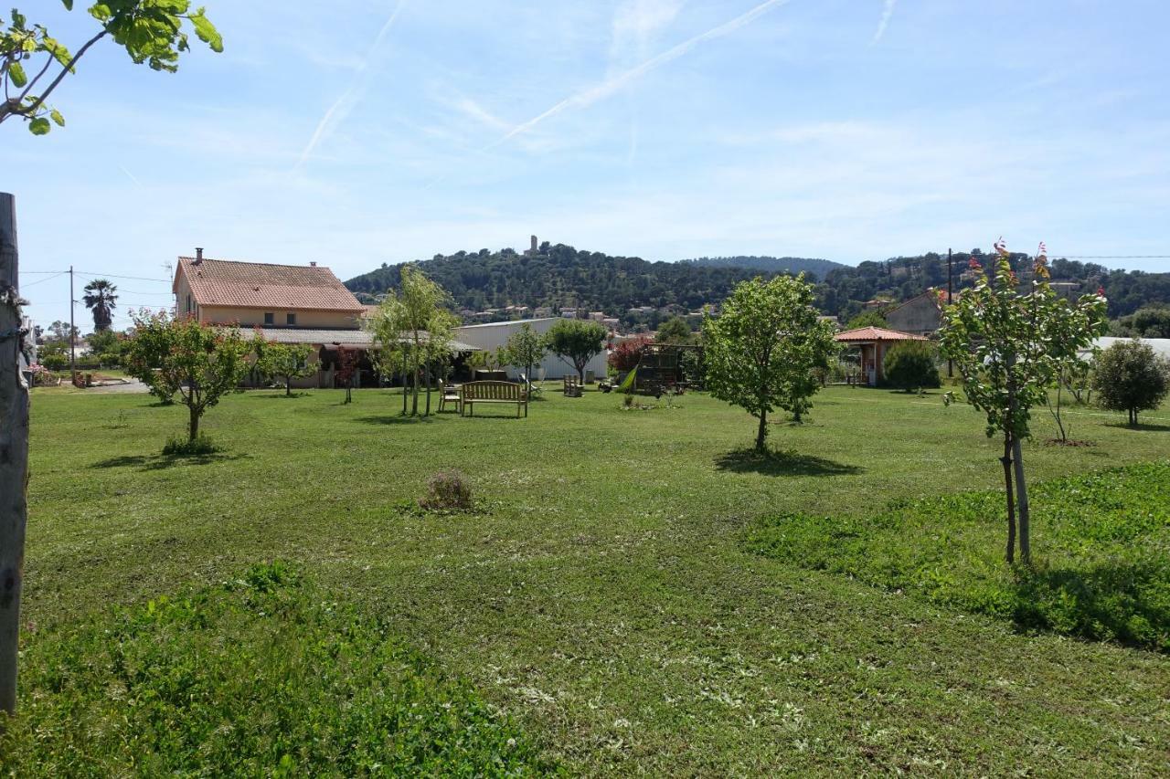 Gîte du Pagoulin - Chambres d'hôtes Hyères Extérieur photo